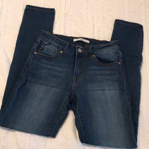 KanCan medium wash skinny jeans size 27